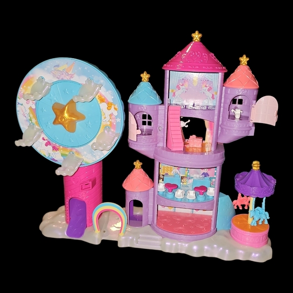 Enchanting Castle and Accessories Playset - Picture 4 of 8